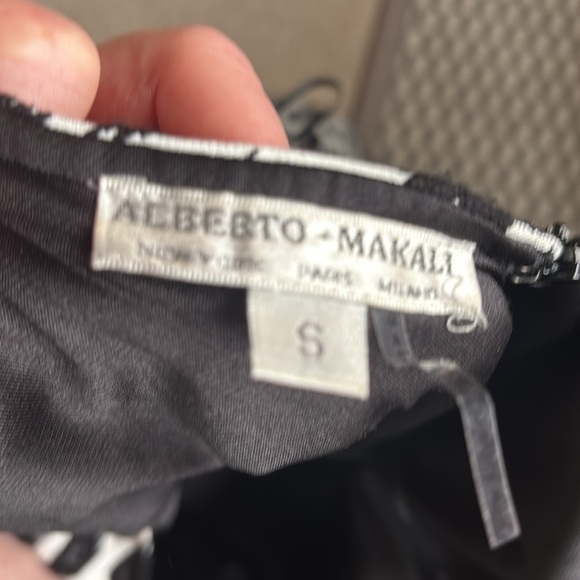 Alberto Malaki Animal Print Dress Small V neck Flounce skirt - Picture 4 of 4